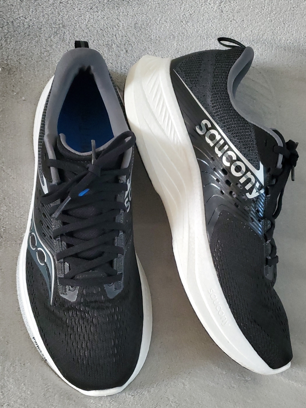 SAUCONY Ride 17 Form Fit Black/White Running Shoes MEN'S SIZE: 12